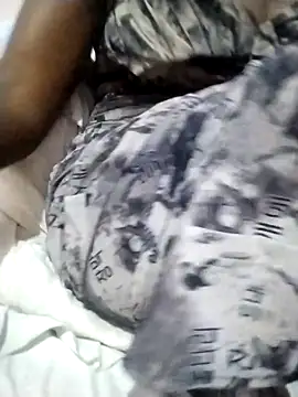 hungrydog18 online show from October 2025 08:26:02 AM