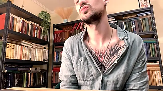 AssHunter4k online show from February 2025 07:16:01 PM