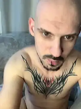 AssHunter4k online show from February 2025 10:07:01 AM