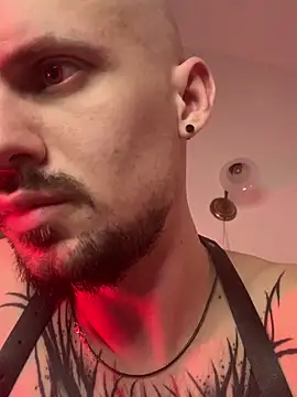 AssHunter4k online show from February 2025 09:38:02 PM