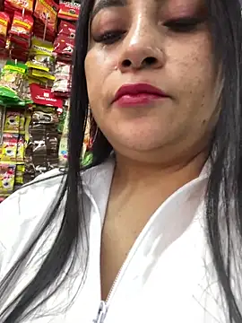 Snapshot of Miia_Jazmin chatting on September 2025 08:24:01 PM Miia Jazmin online show from September 2025 08:24:01 PM