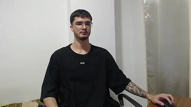 Aleex Miller online show from October 2025 02:09:01 AM