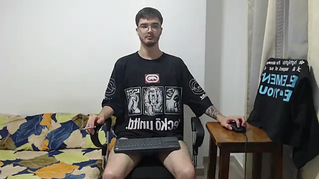 Aleex Miller online show from October 2025 06:14:02 AM