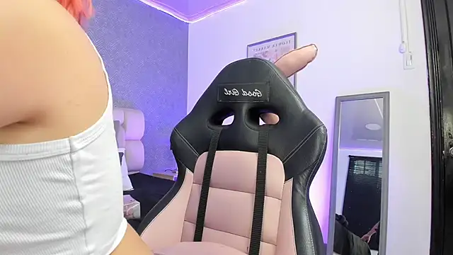 Snapshot of ah_mara_ chatting on October 2025 11:33:02 AM ah mara online show from October 2025 11:33:02 AM