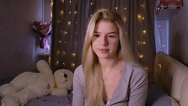 Snapshot of Melissa_smith_ chatting on October 2025 11:42:01 AM Melissa smith online show from October 2025 11:42:01 AM