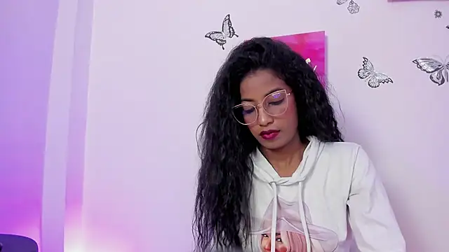 Snapshot of dany_brownie chatting on February 2025 08:06:02 AM dany brownie online show from February 2025 08:06:02 AM