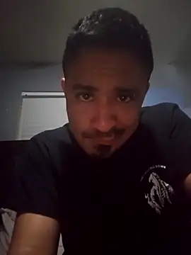 Burrrucecold00 online show from February 2025 09:45:01 AM