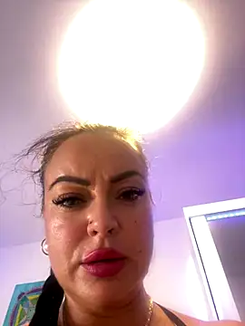 HotLivv69 online show from September 2025 08:47:01 PM