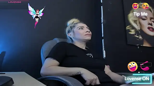 viktoria davis  online show from November 2025 11:04:02 PM