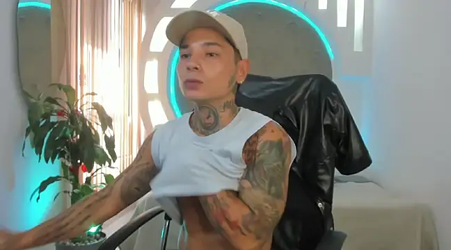 tattokoi online show from February 2025 07:36:01 PM