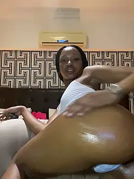 Snapshot of Go_Meg chatting on January 2025 02:57:02 AM Go Meg online show from January 2025 02:57:02 AM