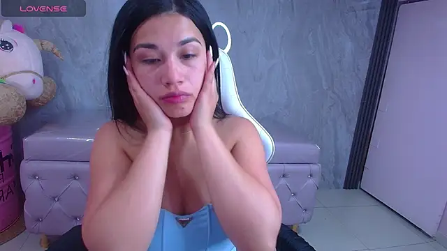 Skye Little v online show from November 2025 03:39:02 AM