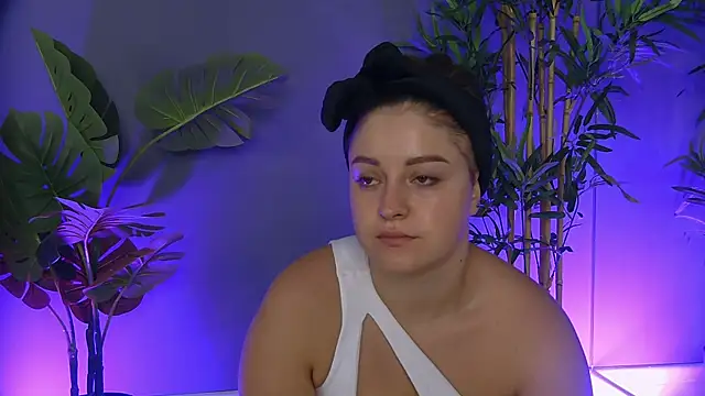 Snapshot of PatriciaSpice chatting on September 2025 04:34:02 AM PatriciaSpice online show from September 2025 04:34:02 AM