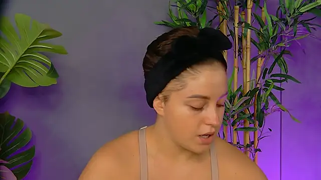 Snapshot of PatriciaSpice chatting on September 2025 05:09:01 AM PatriciaSpice online show from September 2025 05:09:01 AM