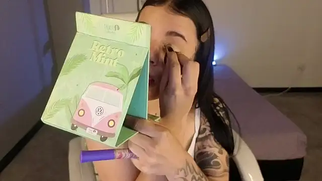 Snapshot of Nicole_Foxx_ chatting on October 2025 07:56:01 PM Nicole Foxx online show from October 2025 07:56:01 PM