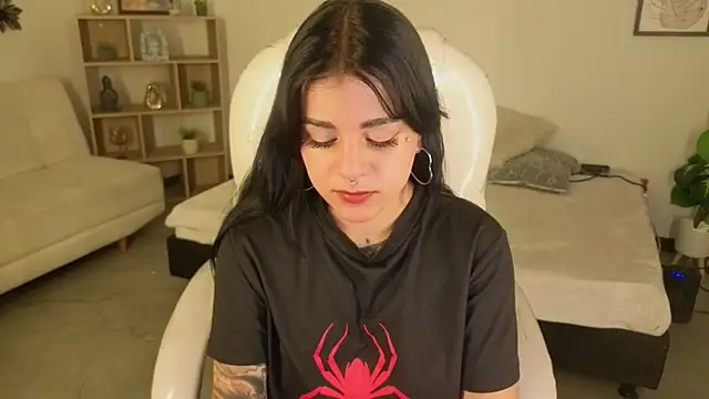 Snapshot of Nicole_Foxx_ chatting on October 2025 07:38:02 PM Nicole Foxx online show from October 2025 07:38:02 PM