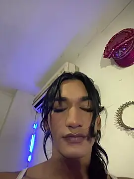 Alexadragunn4 online show from February 2025 10:10:01 PM