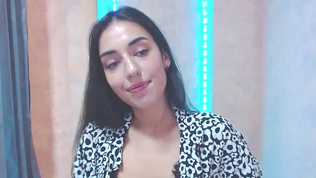 Lovelllyy online show from September 2025 10:29:01 AM