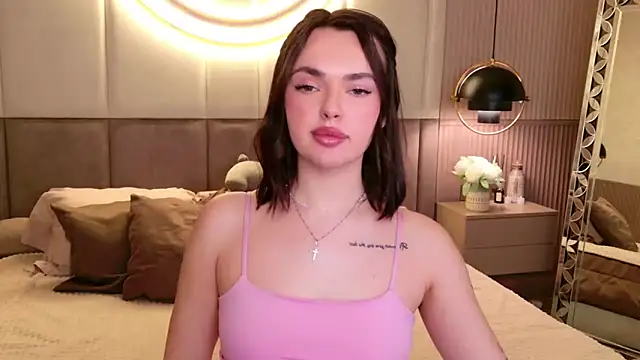 LauraBrigs online show from March 2025 08:40:01 AM