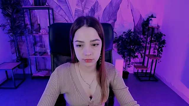 PamBeesly online show from March 2025 11:30:02 AM