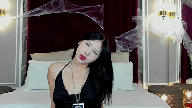 AnneCurtis online show from October 2025 03:10:01 AM