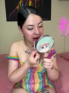 Emmie Hot online show from January 2025 03:58:01 PM