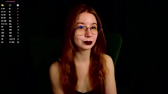 Snapshot of MarjorieBrown chatting on October 2025 05:35:02 AM MarjorieBrown online show from October 2025 05:35:02 AM