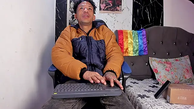 carlos alber12 online show from September 2025 01:02:02 PM