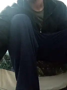 Snapshot of cingonduro chatting on February 2025 07:35:02 PM cingonduro online show from February 2025 07:35:02 PM