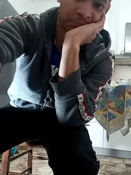 Snapshot of cingonduro chatting on March 2025 10:06:02 AM cingonduro online show from March 2025 10:06:02 AM