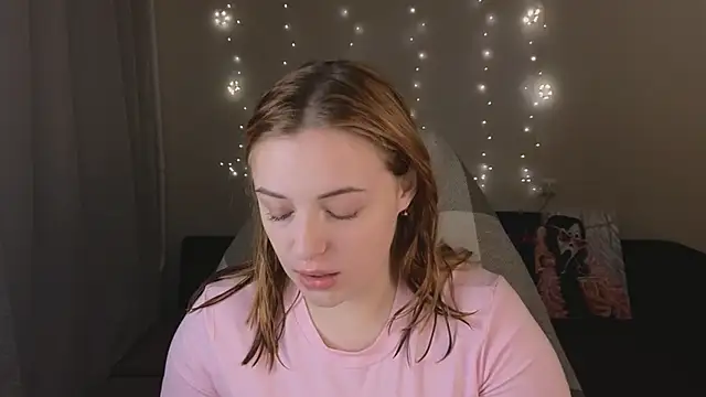 Snapshot of Hanna_melon chatting on October 2025 09:03:01 PM Hanna melon online show from October 2025 09:03:01 PM