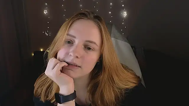 Snapshot of Hanna_melon chatting on October 2025 09:28:02 PM Hanna melon online show from October 2025 09:28:02 PM