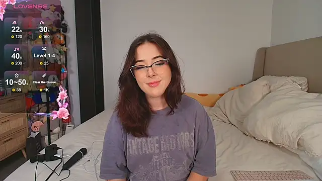 LiloshRoxy online show from November 2025 01:17:02 AM