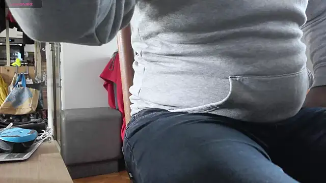 Snapshot of IndienTiger chatting on November 2025 12:48:02 PM IndienTiger online show from November 2025 12:48:02 PM