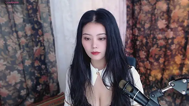 Snapshot of cat-lady-6688 chatting on February 2025 10:26:01 AM cat-lady-6688 online show from February 2025 10:26:01 AM