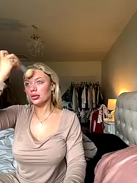 blissdimicco online show from October 2025 09:32:01 AM