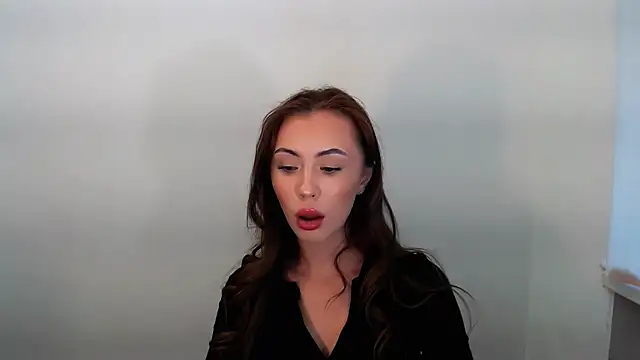 Nikonara Love online show from October 2025 01:28:01 PM