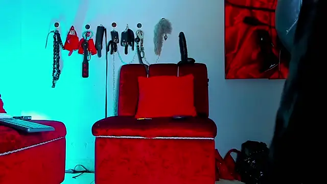 KaramStone online show from October 2025 07:11:02 PM