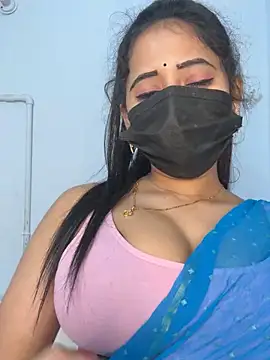 Snapshot of Hot_honey77 chatting on October 2025 05:35:01 PM Hot honey77 online show from October 2025 05:35:01 PM