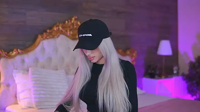 Snapshot of Juicy_Jessye chatting on October 2025 07:44:02 PM Juicy Jessye online show from October 2025 07:44:02 PM