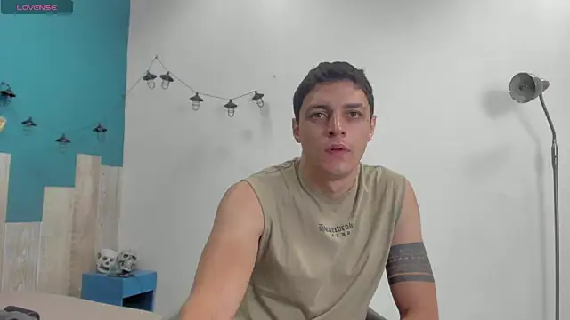 Snapshot of Frank_Millers chatting on October 2025 08:10:01 PM Frank Millers online show from October 2025 08:10:01 PM