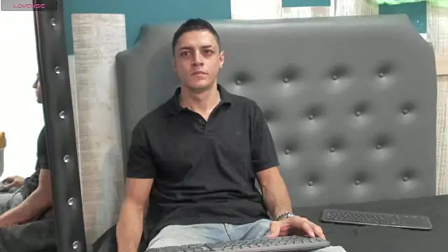 Snapshot of Frank_Millers chatting on October 2025 07:45:02 PM Frank Millers online show from October 2025 07:45:02 PM