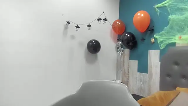 Snapshot of Frank_Millers chatting on October 2025 08:16:02 PM Frank Millers online show from October 2025 08:16:02 PM