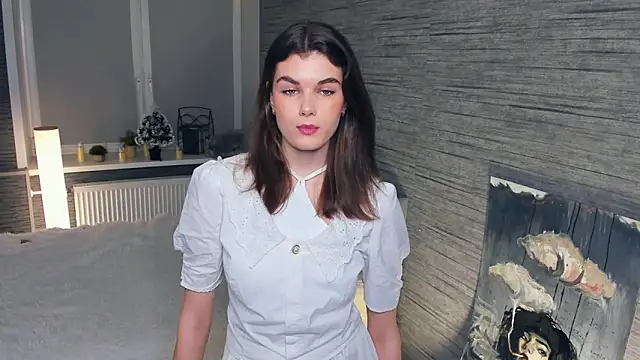 Snapshot of FloraDobb chatting on January 2025 07:00:02 PM FloraDobb online show from January 2025 07:00:02 PM