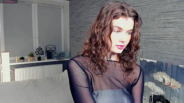 Snapshot of FloraDobb chatting on February 2025 12:15:01 AM FloraDobb online show from February 2025 12:15:01 AM