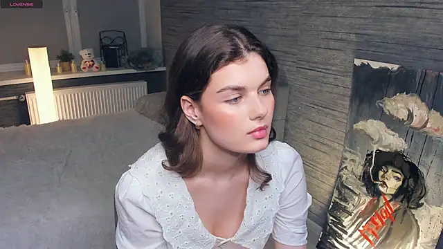 Snapshot of FloraDobb chatting on March 2025 02:20:02 AM FloraDobb online show from March 2025 02:20:02 AM