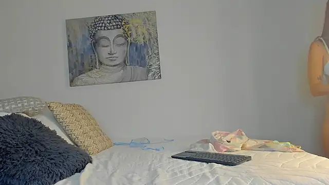 Melina Cooper  online show from March 2025 03:20:01 PM