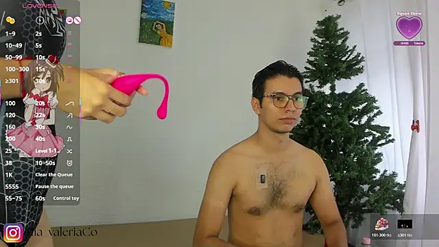 Snapshot of MarioandMia chatting on November 2025 08:20:01 PM MarioandMia online show from November 2025 08:20:01 PM