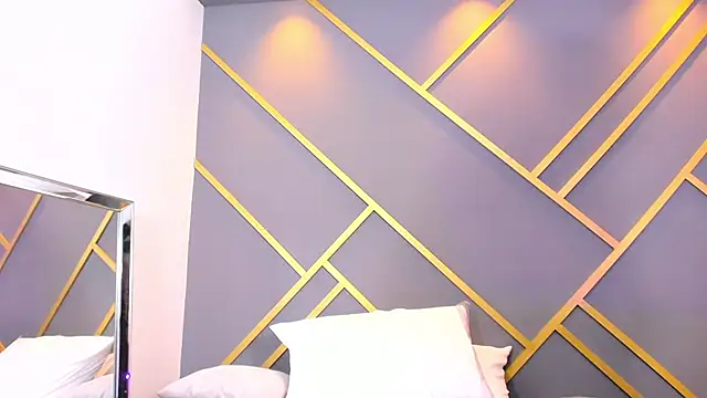 Alaia Colins online show from March 2025 07:08:02 AM