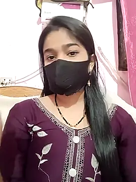 Simran-001 online show from October 2025 01:56:02 PM